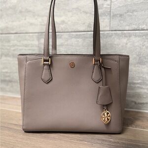LIKE NEW Tory Burch Robinson Tote Bag